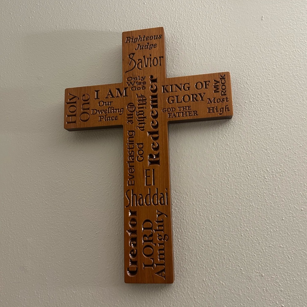Inspirational Wooden Wall Cross Decor